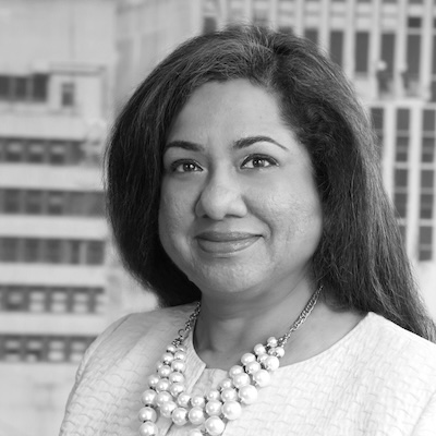 Lynn Martin Headshot